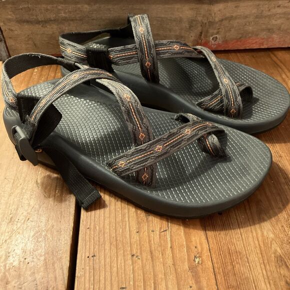 CHACO Men\'s Z/2 Classic Vibram Performance Sandals Hiking Size 9 Charcoal Gray main image 3